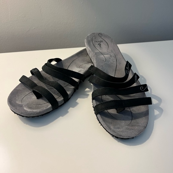 Teva Shoes - Teva‘s size 9 Black
